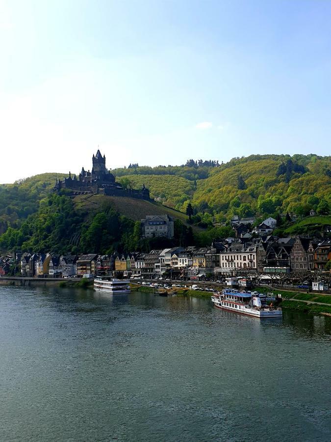 Gemuetliche, Ruhig Gelegene Wohnung In Cochem Luaran gambar